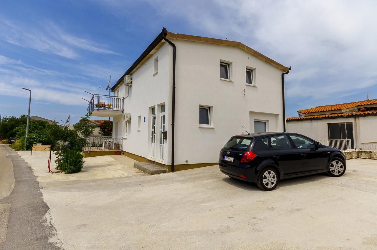 Apartments Mirko I Anda Donji Okrug  Zewnętrze zdjęcie
