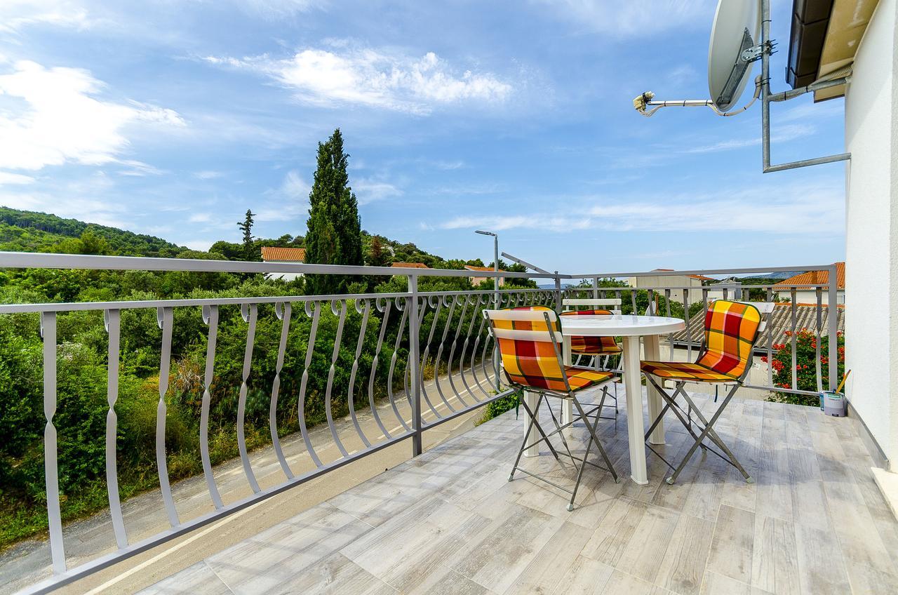 Apartments Mirko I Anda Donji Okrug  Zewnętrze zdjęcie