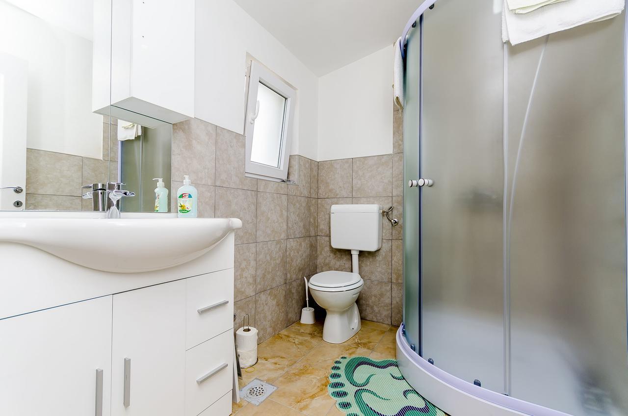 Apartments Mirko I Anda Donji Okrug  Zewnętrze zdjęcie