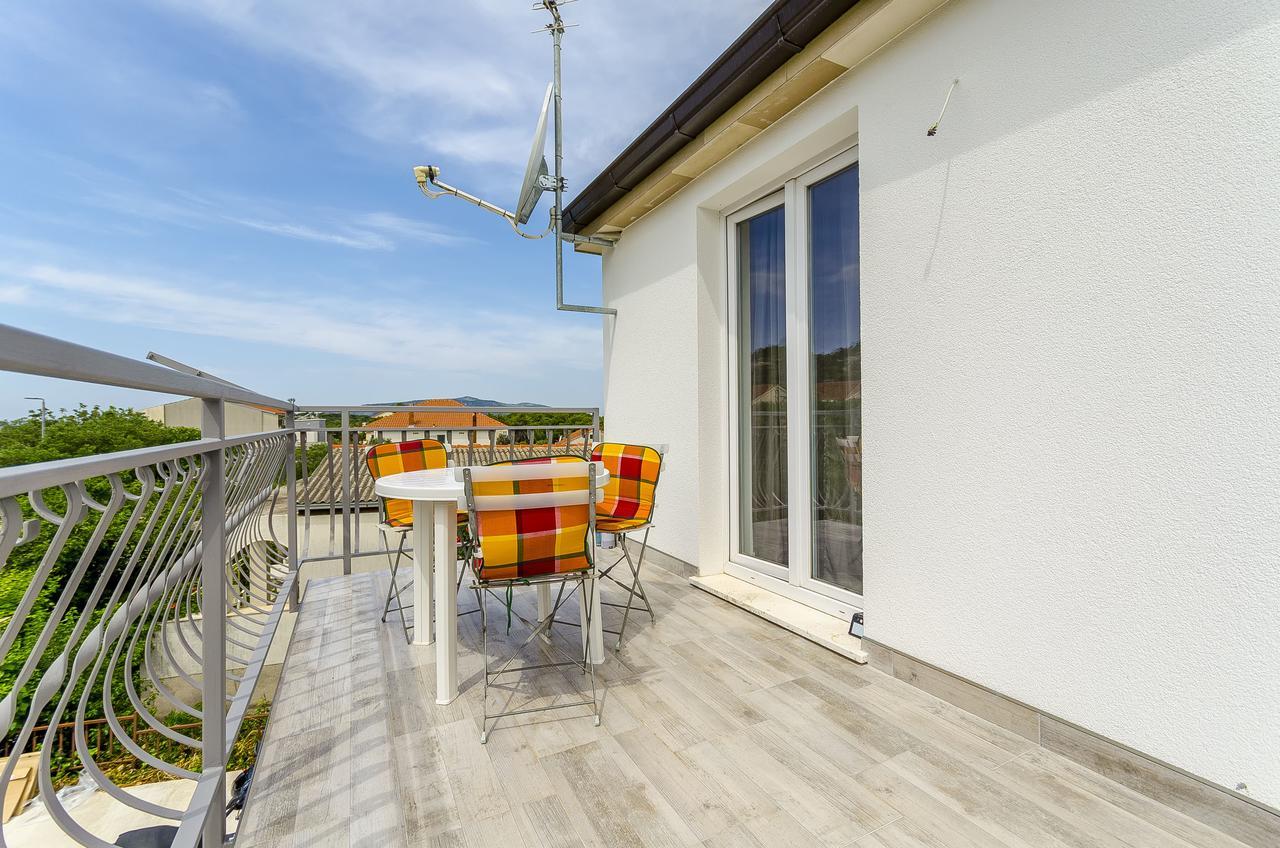 Apartments Mirko I Anda Donji Okrug  Zewnętrze zdjęcie