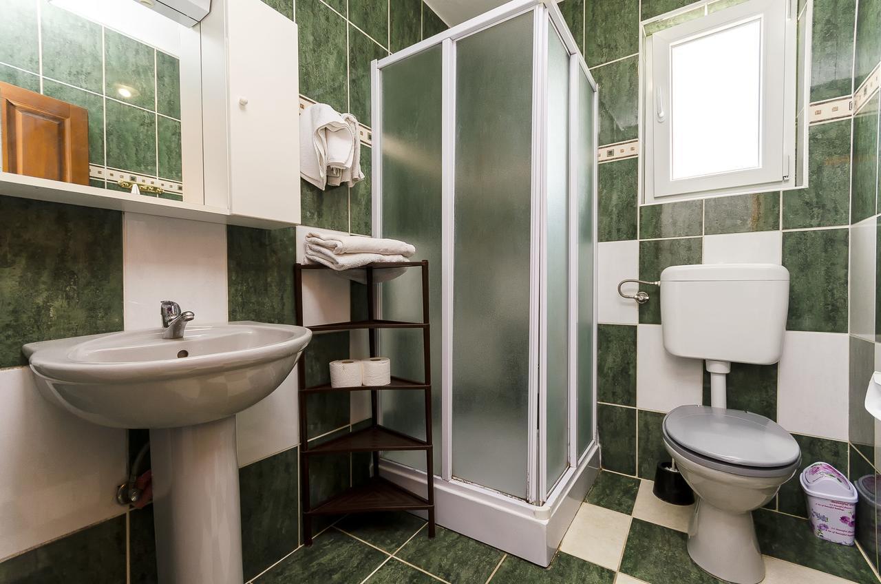Apartments Mirko I Anda Donji Okrug  Zewnętrze zdjęcie
