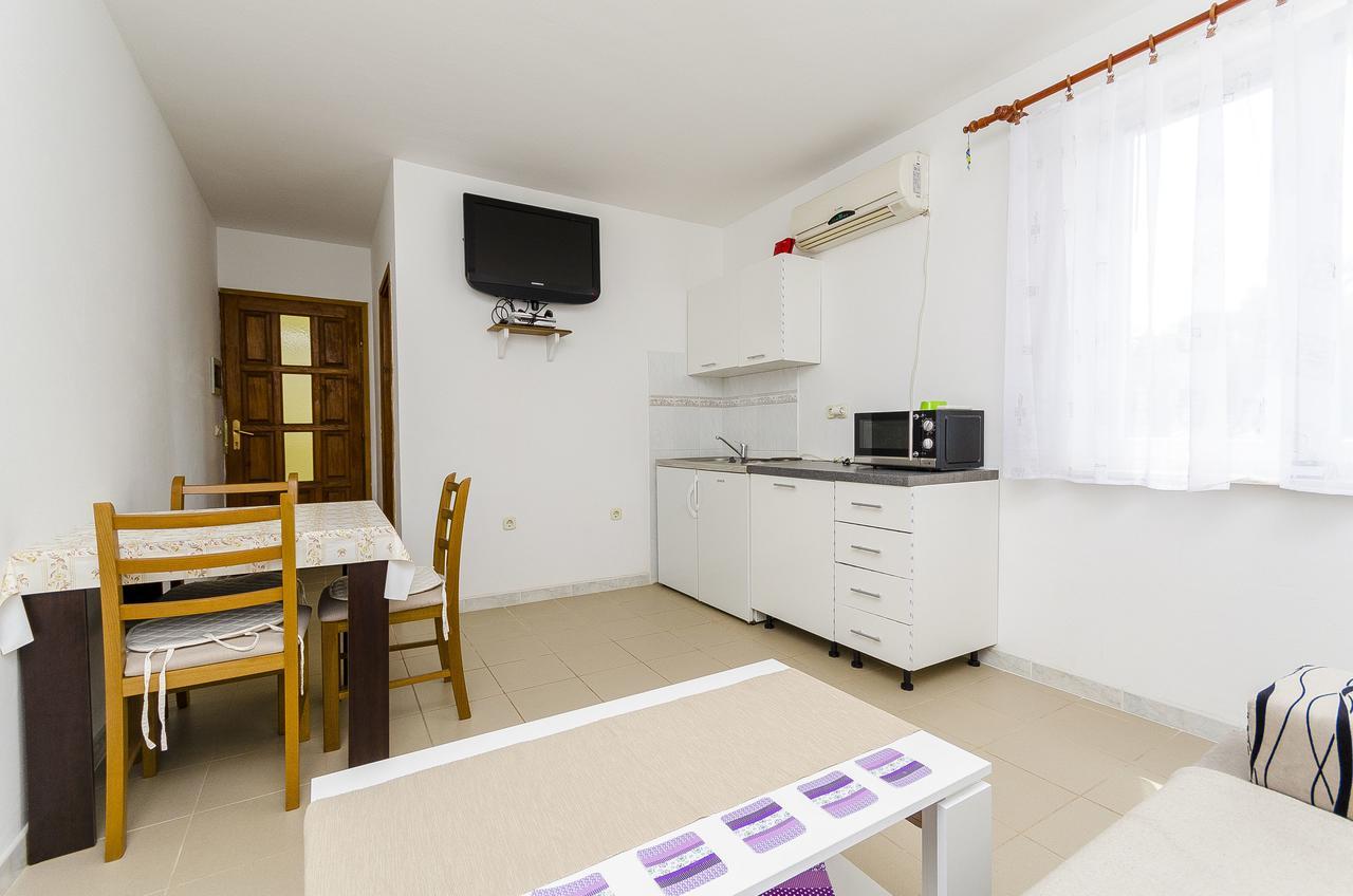 Apartments Mirko I Anda Donji Okrug  Zewnętrze zdjęcie